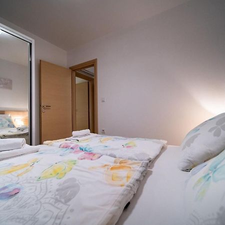 Apartmani Tomi Lopar Bagian luar foto