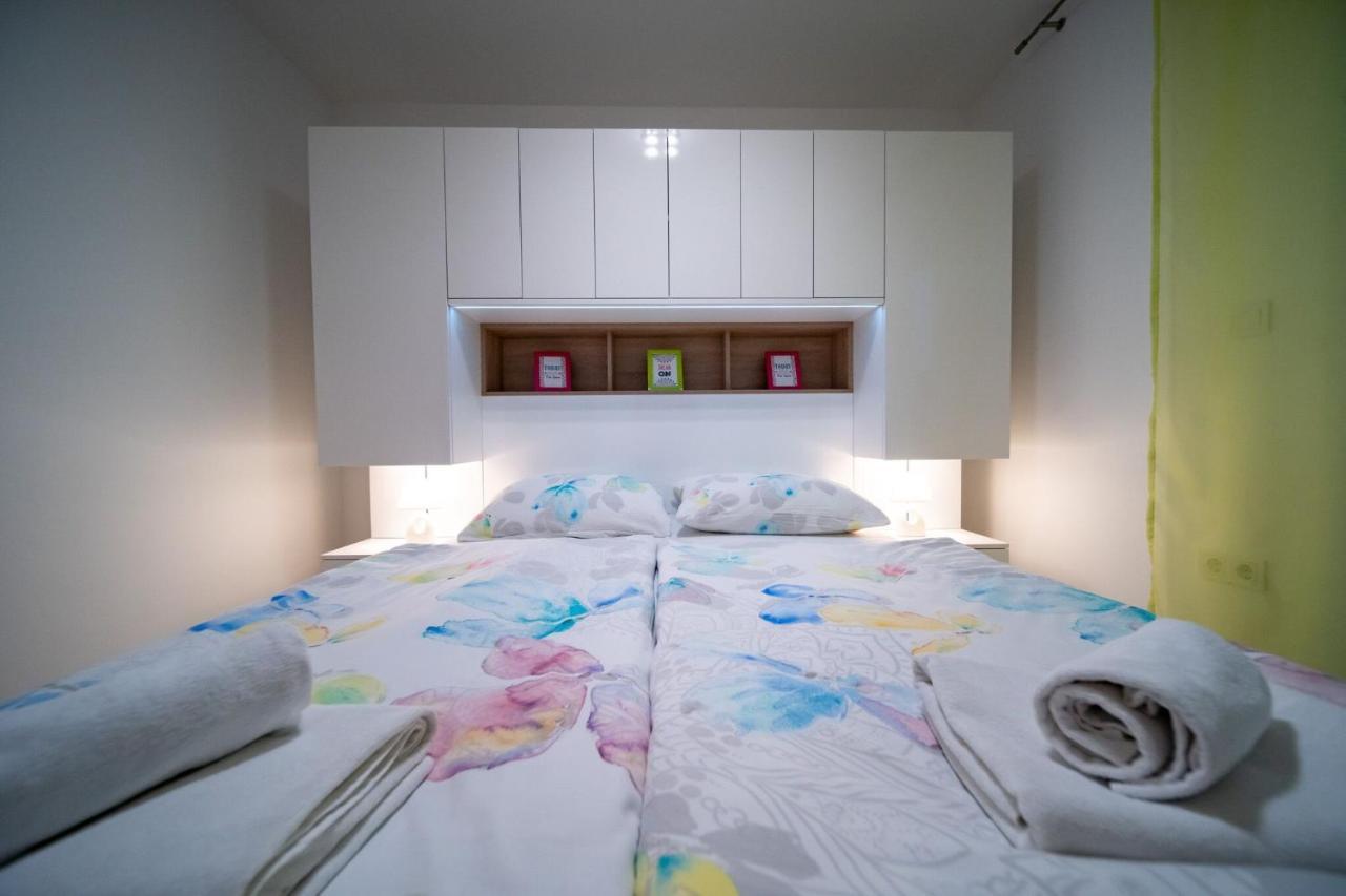 Apartmani Tomi Lopar Bagian luar foto