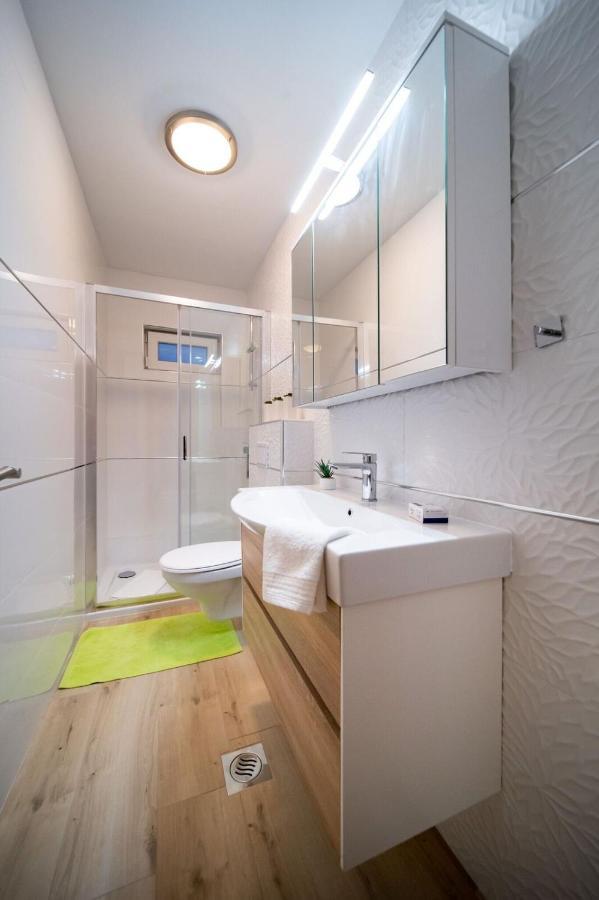 Apartmani Tomi Lopar Bagian luar foto