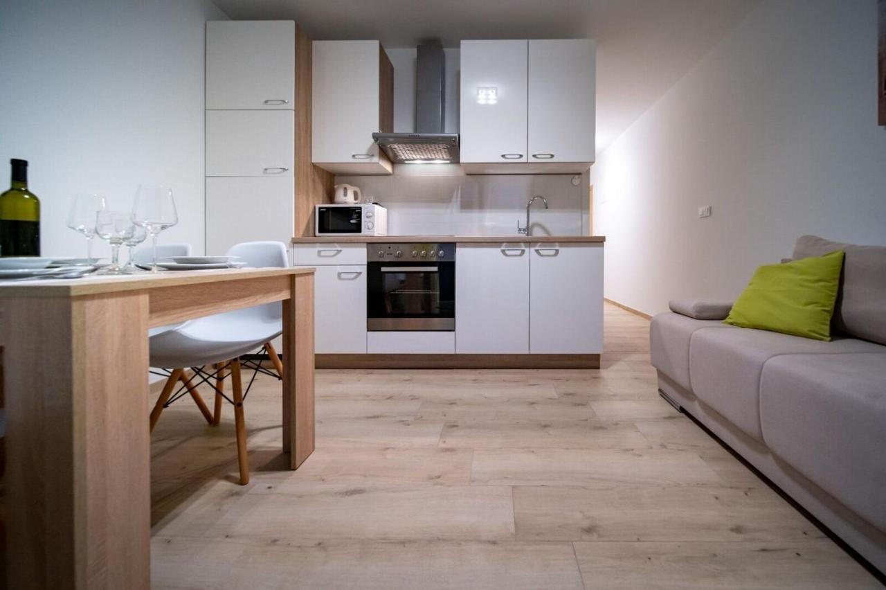 Apartmani Tomi Lopar Bagian luar foto