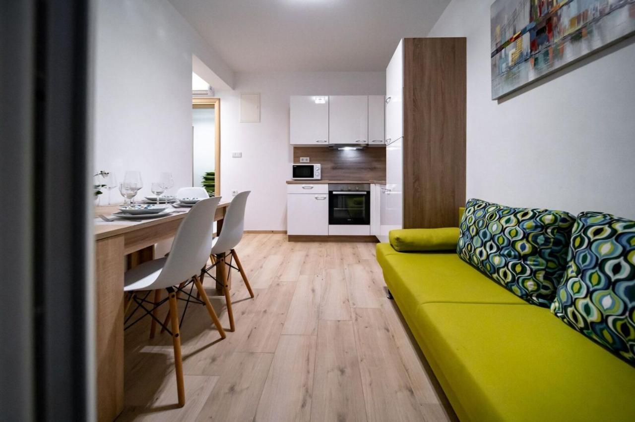 Apartmani Tomi Lopar Bagian luar foto