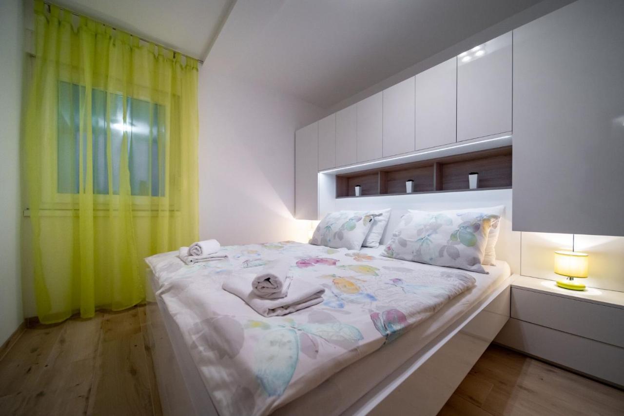 Apartmani Tomi Lopar Bagian luar foto