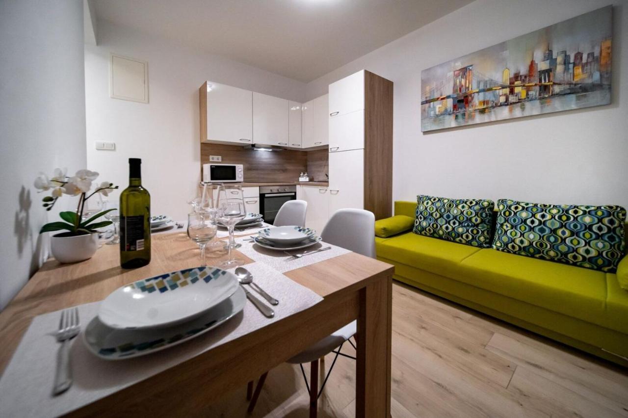 Apartmani Tomi Lopar Bagian luar foto