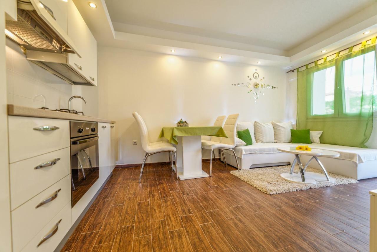 Apartmani Tomi Lopar Bagian luar foto
