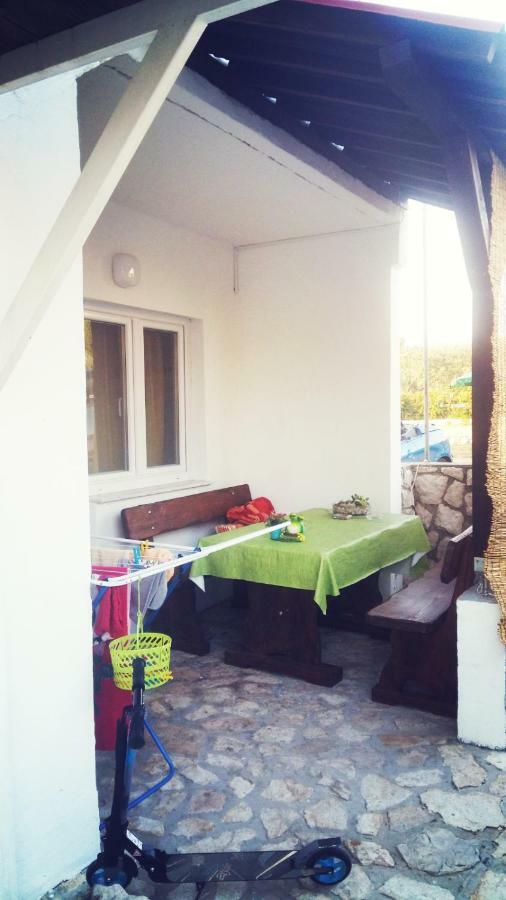 Apartmani Tomi Lopar Bagian luar foto