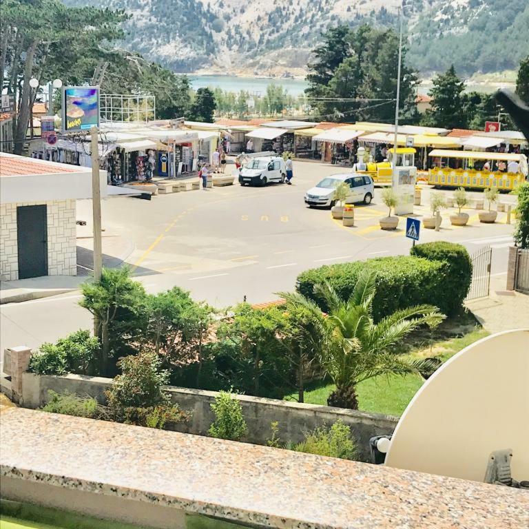 Apartmani Tomi Lopar Bagian luar foto